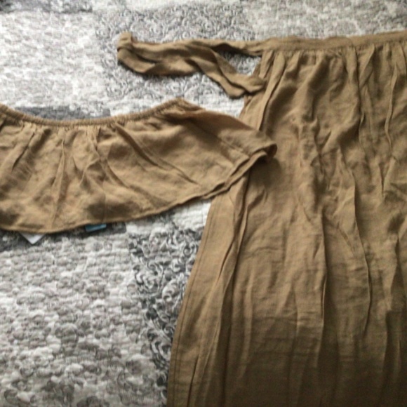 NEW WITH TAGS, Rhiannan Side Split cover up - Picture 2 of 6